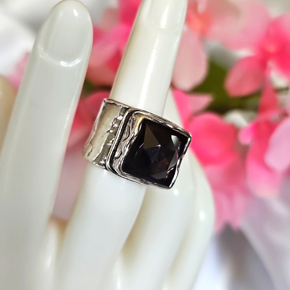 Silpada 925 Sterling Silver Smoky Quartz Wide Hammered Ring Size 6  R1453